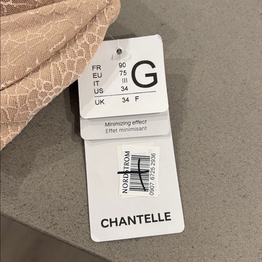 Chantelle C Magnifique Underwire Minimizer Bra - Picture 8 of 8